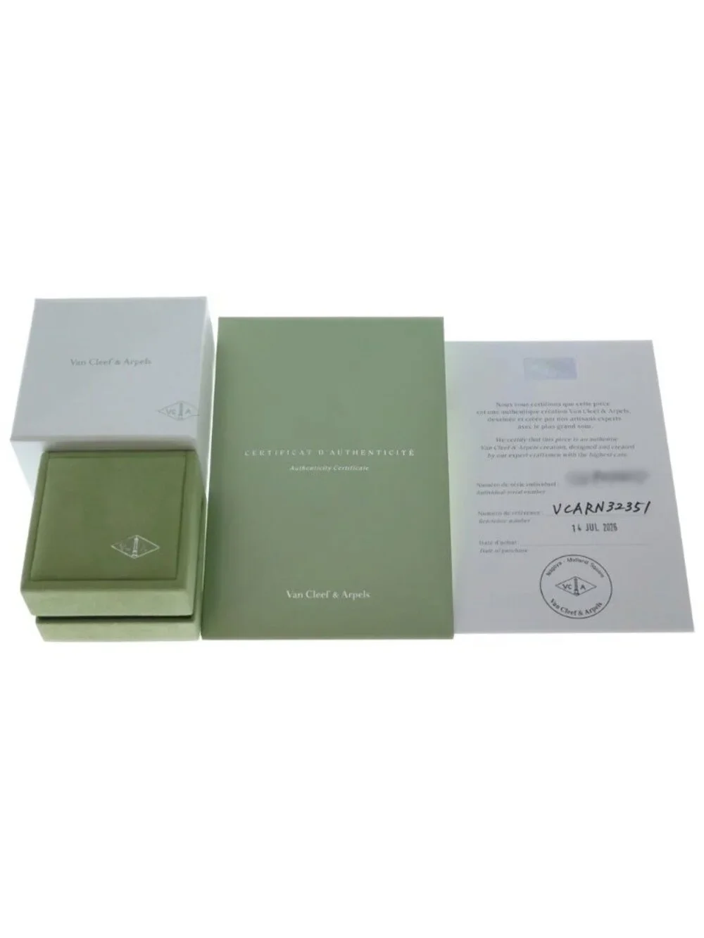 Van Cleef & Arpels Perlee Signature Ring 18k White Gold